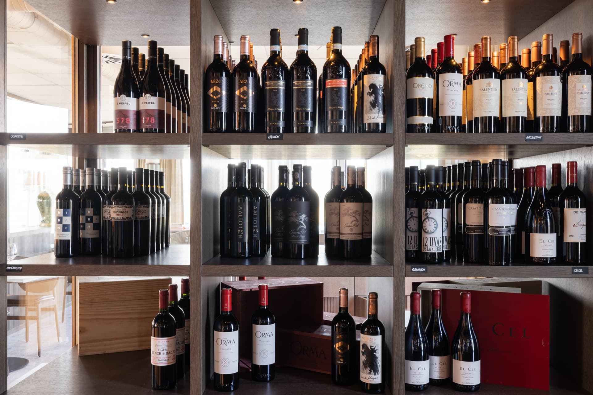 Wine Room des Attica